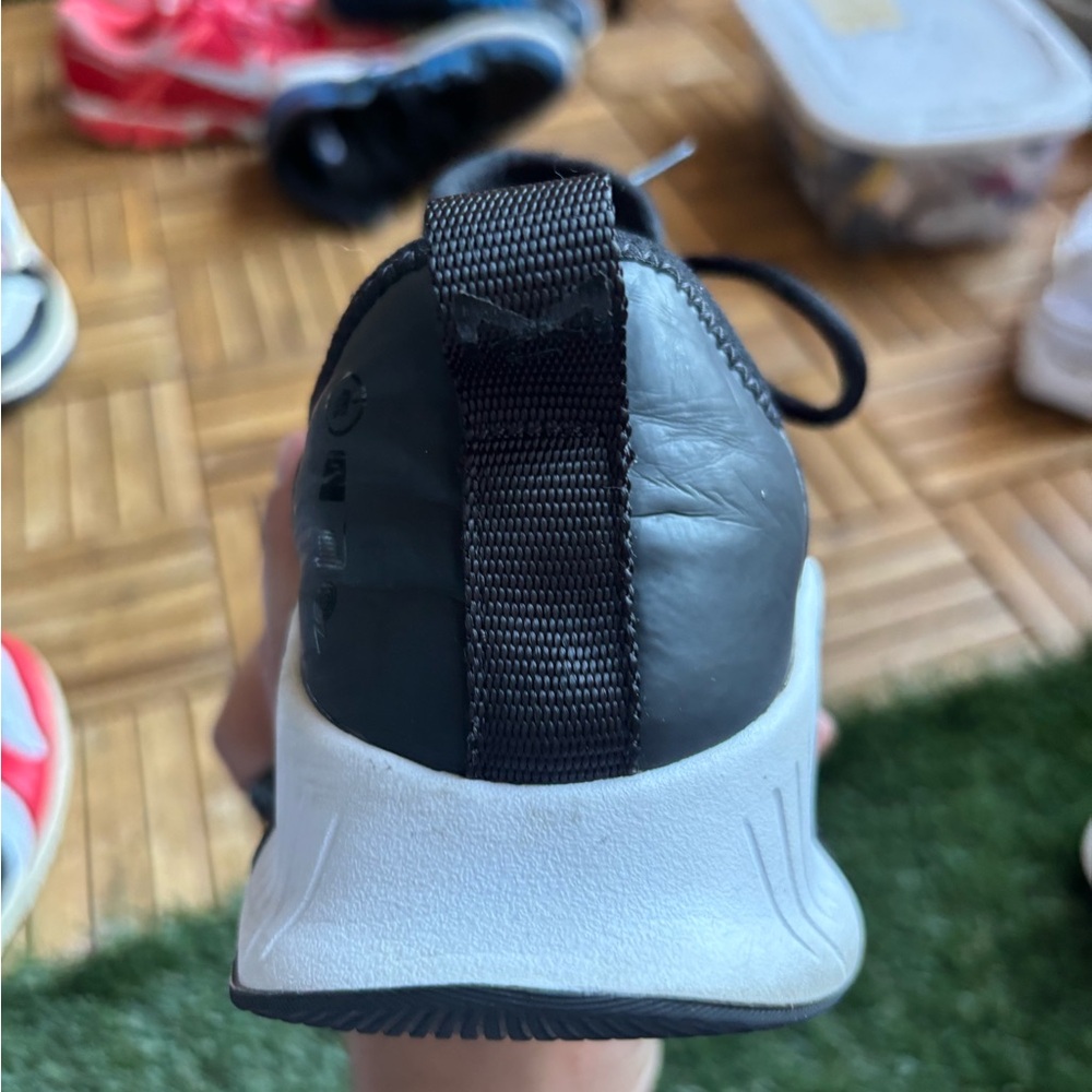 Nike metcon black and white - Picture 3 of 9